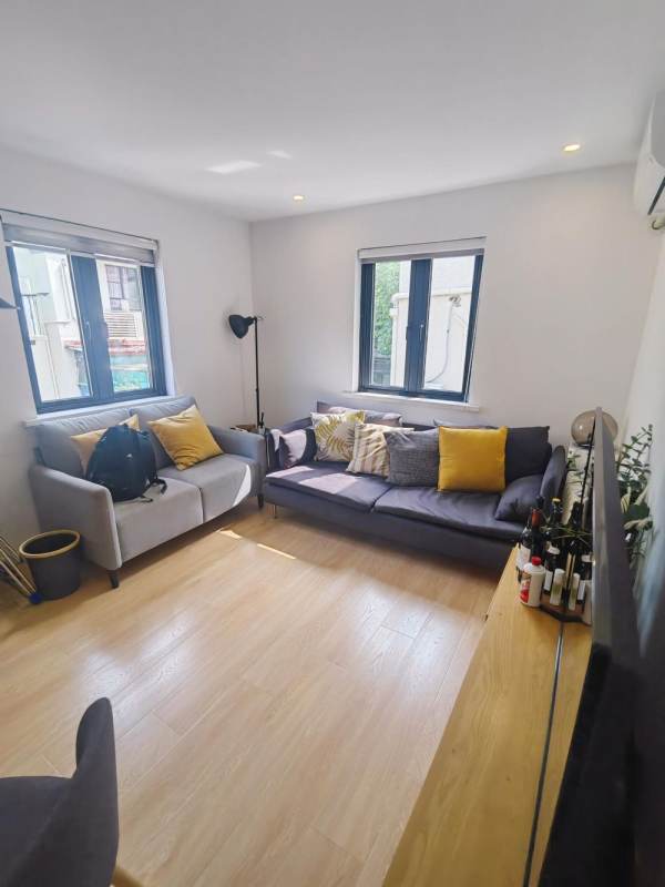 Housing image — Living Room