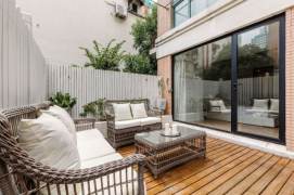Modern Bright 3BR Apartment in People's Square with Terrace (L1/L2/L8)
