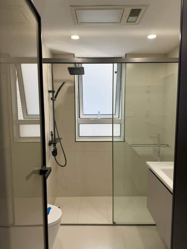 Housing image — Bathroom