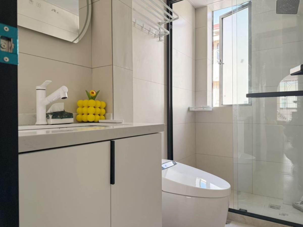 Housing image — Kitchen