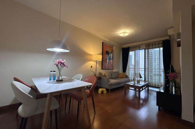 1BR Apartment near Hanzhong Rd Metro (L1/L3/L4/L12/L13)