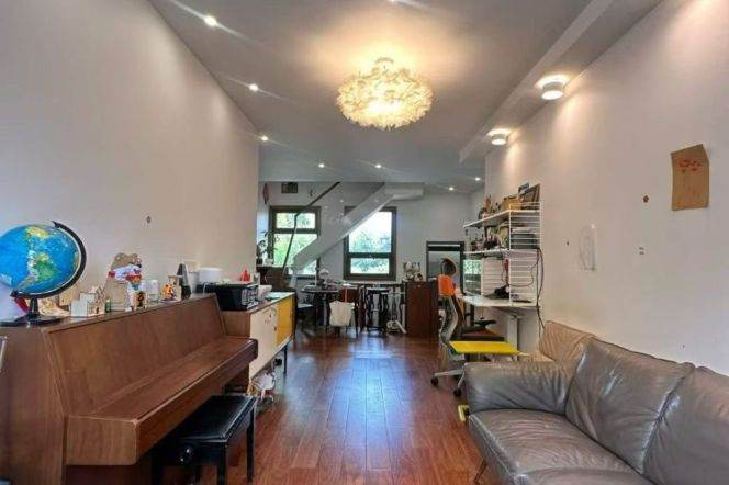 3BR Lane House in Old Xuhui (L1/L7)