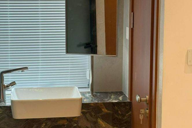 Spacious 2BR Apartment near Nanjing Xi Lu (L2/L12/L13)