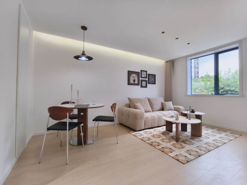 Housing image — Living Room