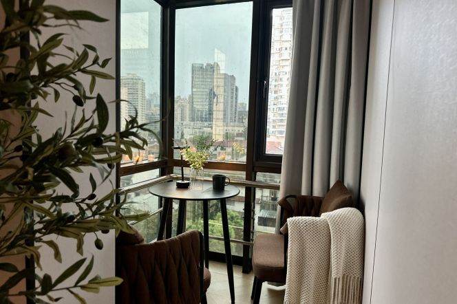 1BR Serviced Apartment in Jing'an
