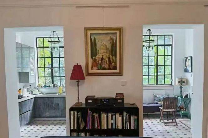 Spacious 1BR Heritage Apartment in Old Xuhui