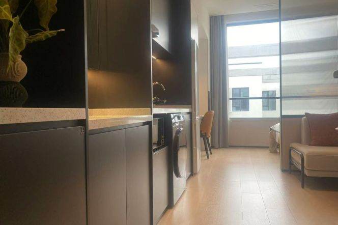 1BR Serviced Apartment near Xiangyin Rd Metro (L8)