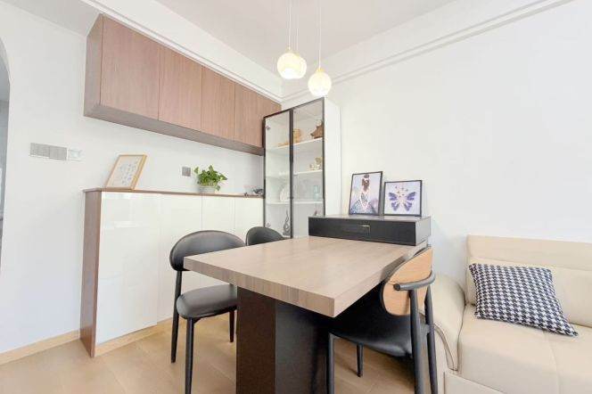 1BR Apartment near Zhongshan Park (L2/L15)