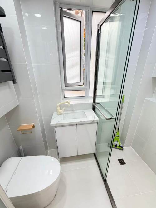 Housing image — Bathroom