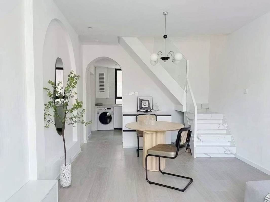 Housing image — Living Room