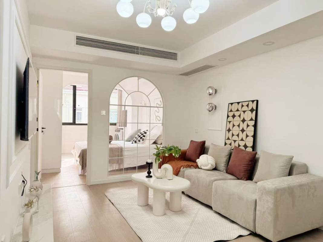 Housing image — Living Room