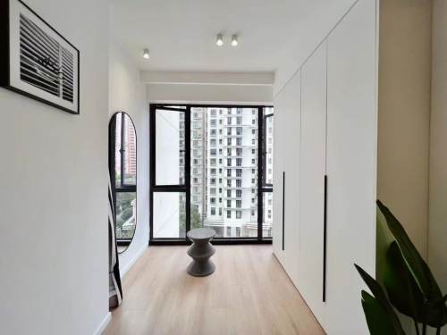 Housing image — Bedroom
