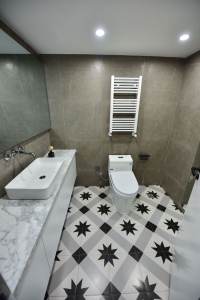 Housing image — Bathroom