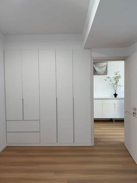 Housing image — Bedroom