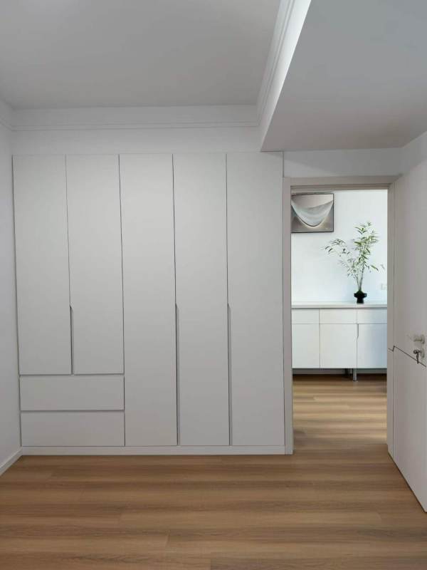 Housing image — Bedroom