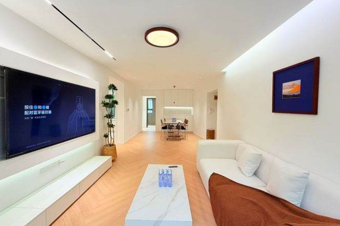 2BR Apartment at One Block (L1/L13)