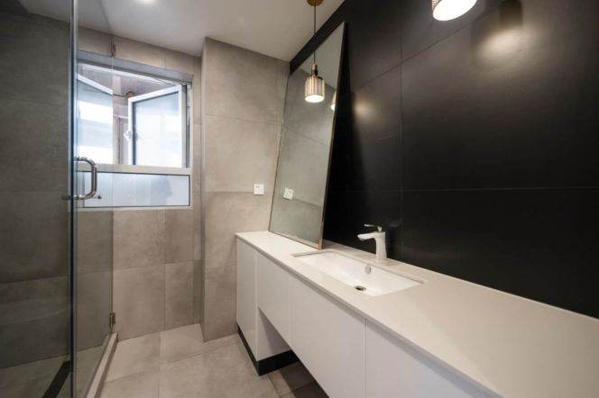 Modern Natural-Light 4BR Apartment near Hongqiao Rd Metro (L3/L4/L10)