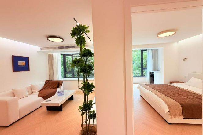 2BR Apartment at One Block (L1/L13)