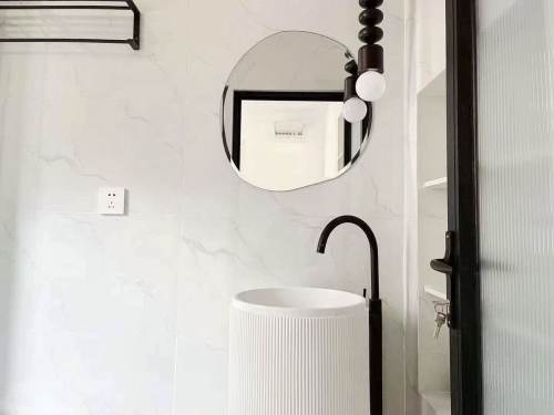 Housing image — Bedroom