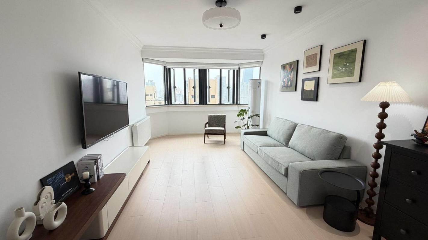 Housing image — Living Room