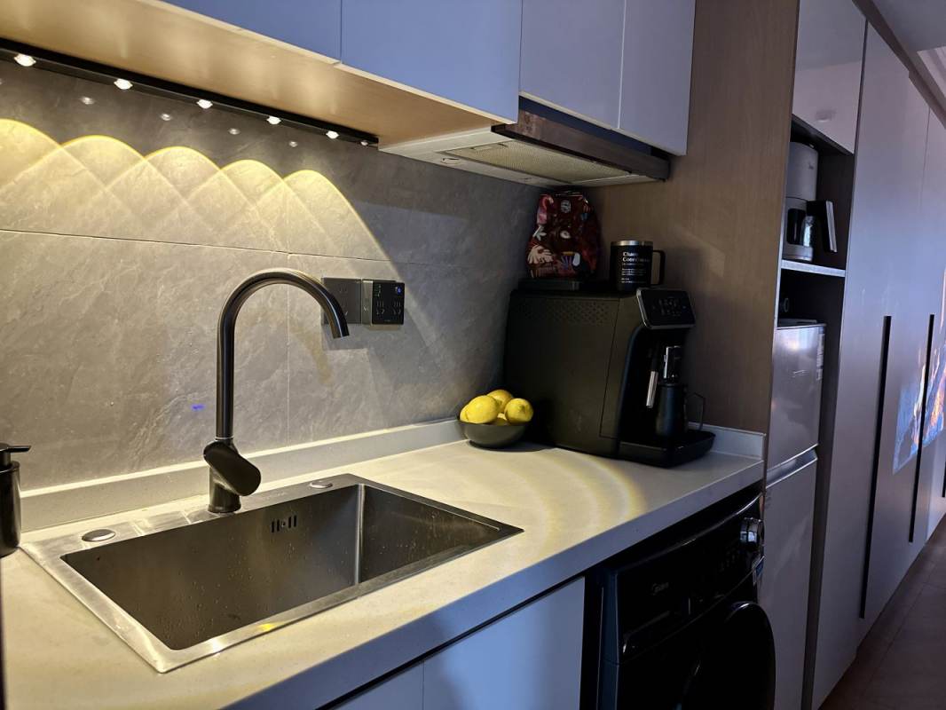 Housing image — Kitchen