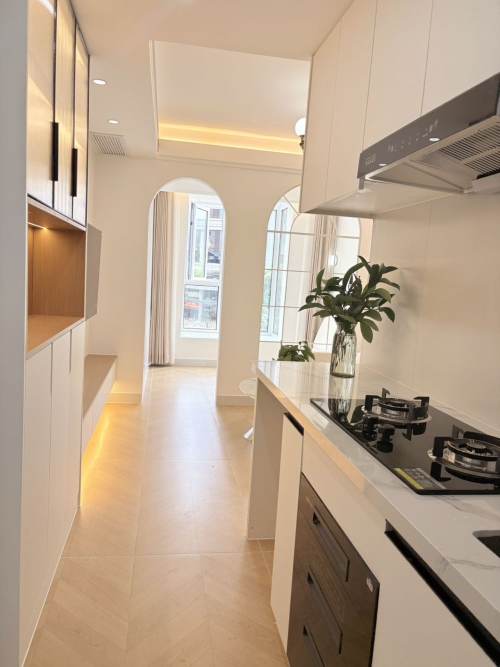 Housing image — Kitchen