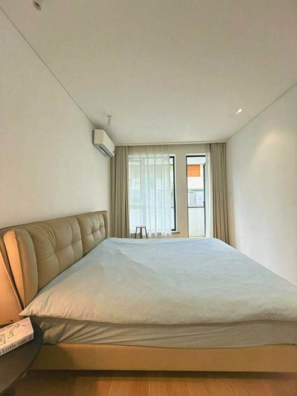 Housing image — Bedroom