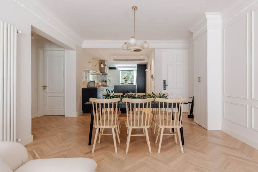 Housing image — Dining Area
