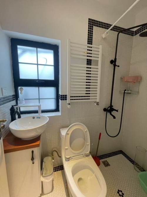 Housing image — Bathroom