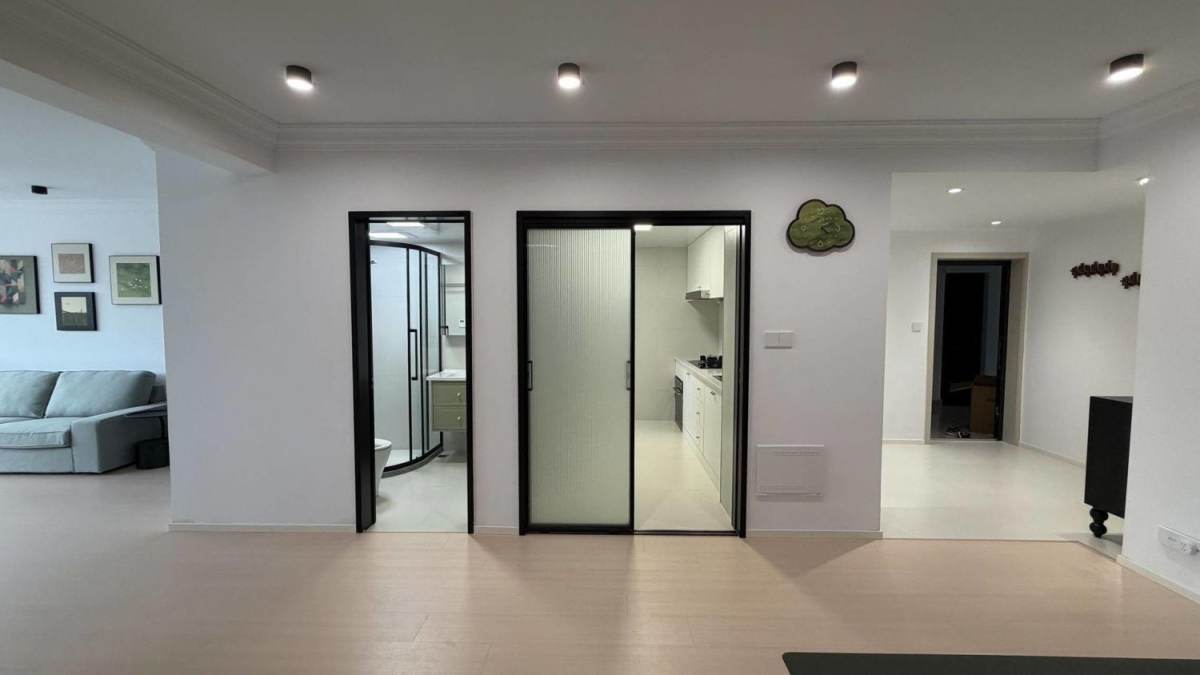 Housing image — Dining Area