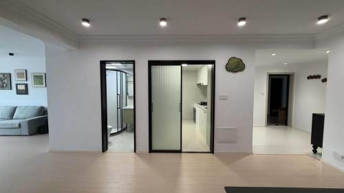 Housing image — Dining Area