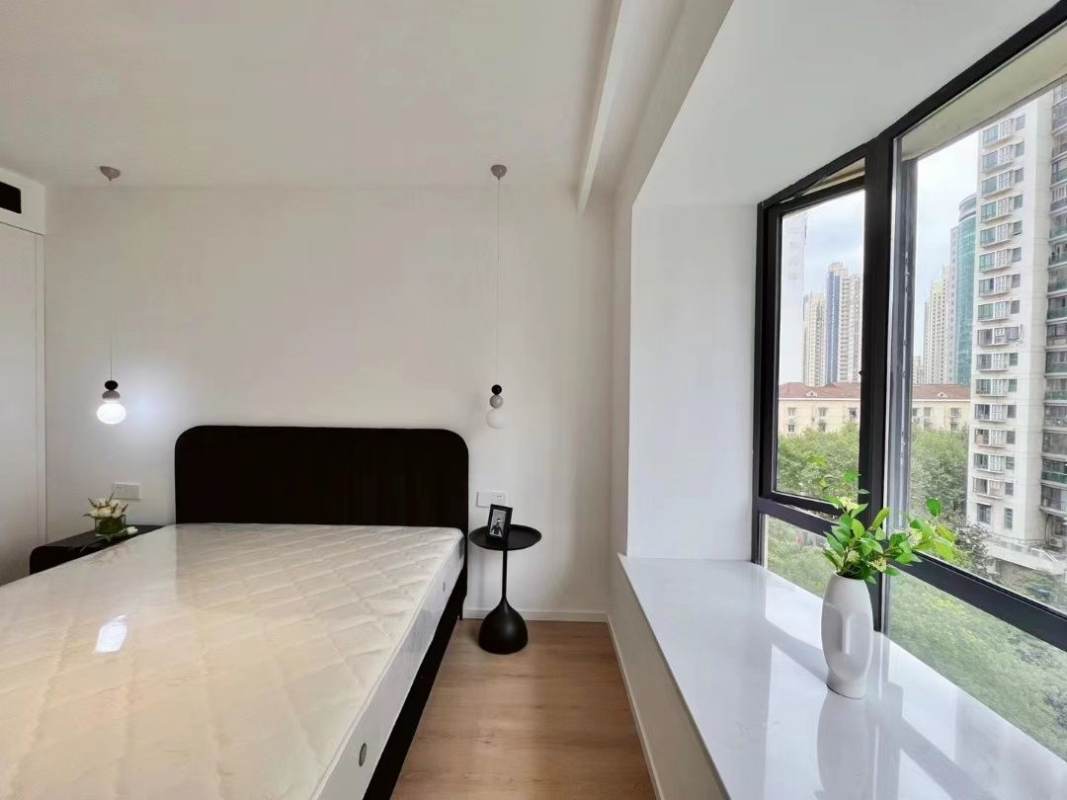 Housing image — Bedroom
