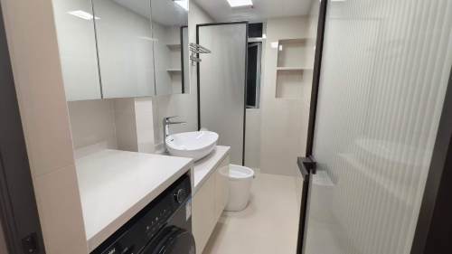 Housing image — Bathroom