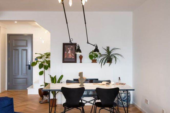 Modern Natural-Light 4BR Apartment near Hongqiao Rd Metro (L3/L4/L10)