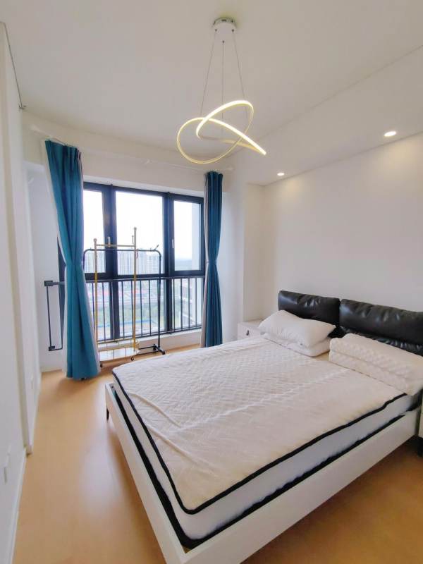 Housing image — Room