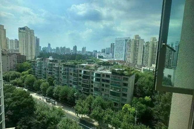 2BR Apartment near Jiaotong University Metro (L3/L4/L10)
