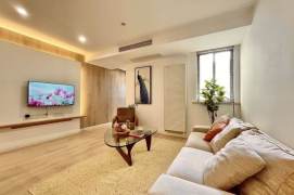High-Floor 2BR Apartment near Jiaotong University Metro with Floor-to-Ceiling Windows (L10/L11)