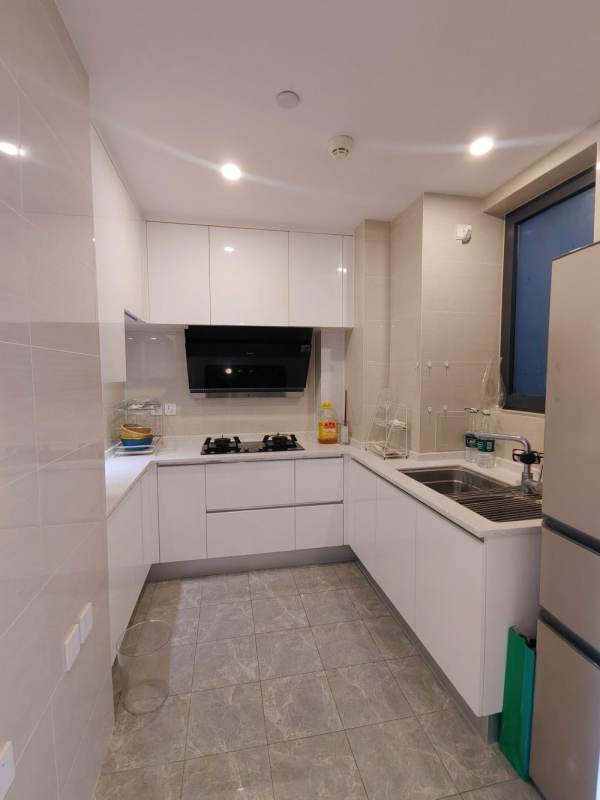 Housing image — Kitchen