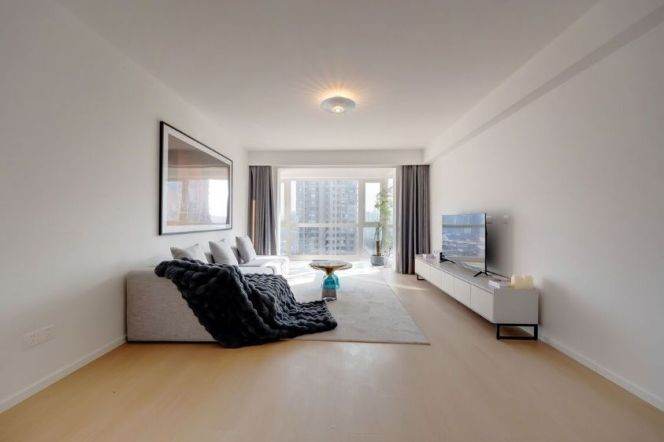 High-Floor Modern Bright 3BR Apartment in Gubei (L2/L15)