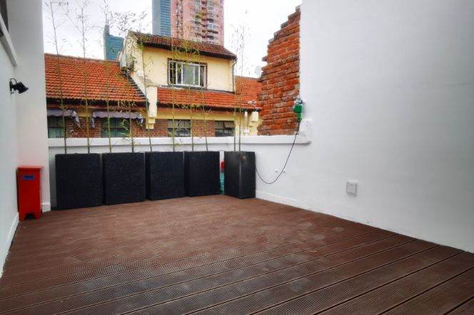 4BR Apartment in Old Xuhui