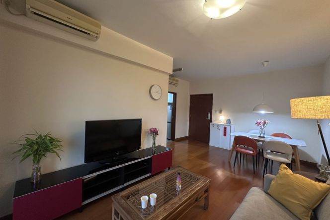 1BR Apartment near Hanzhong Rd Metro (L1/L3/L4/L12/L13)