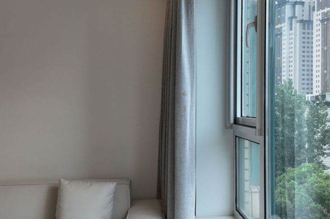 2BR Apartment at The Courtyards