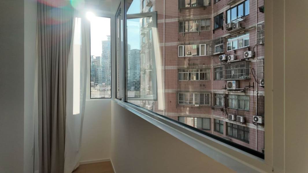 Housing image — Balcony