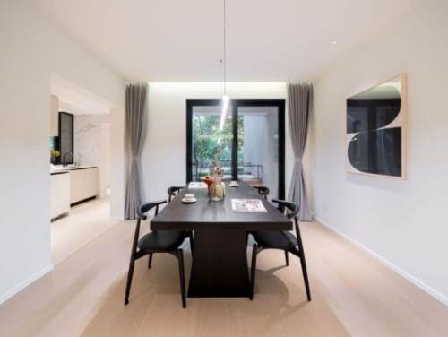 Housing image — Dining Area
