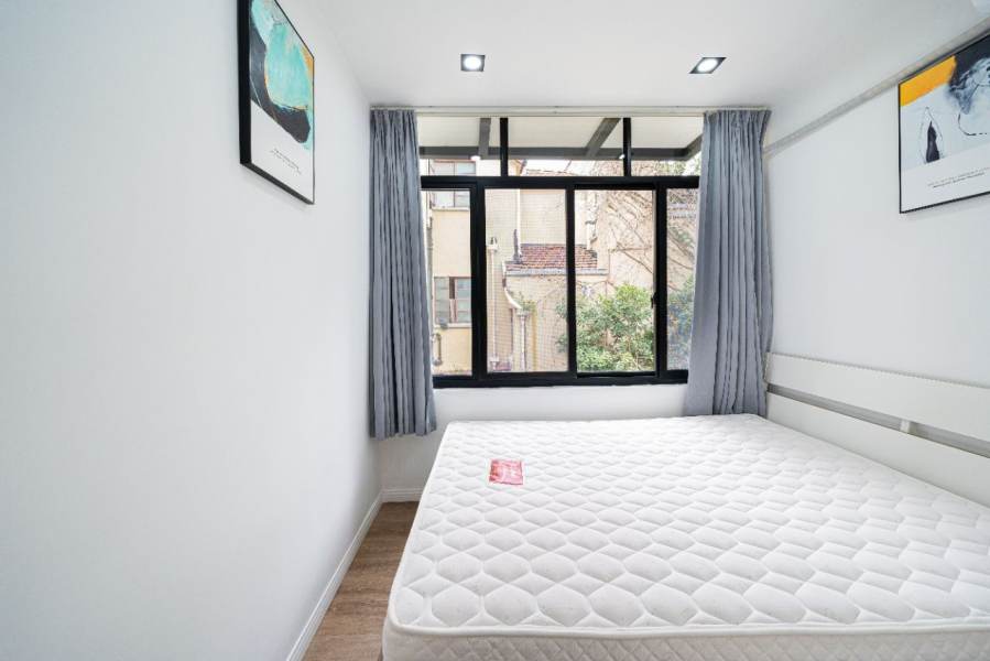 Housing image — Bedroom