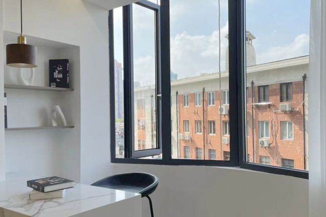 1BR Apartment in Jing'an (L2/L7/L14)