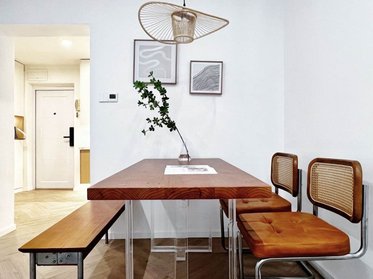 Housing image — Dining Area