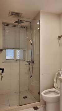 Housing image — Bathroom