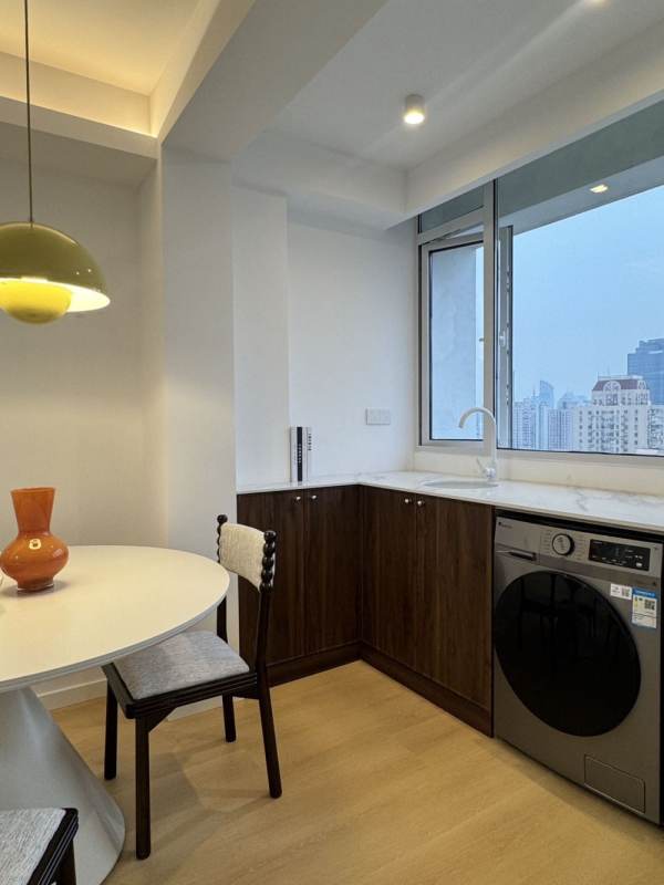 Housing image — Dining Area