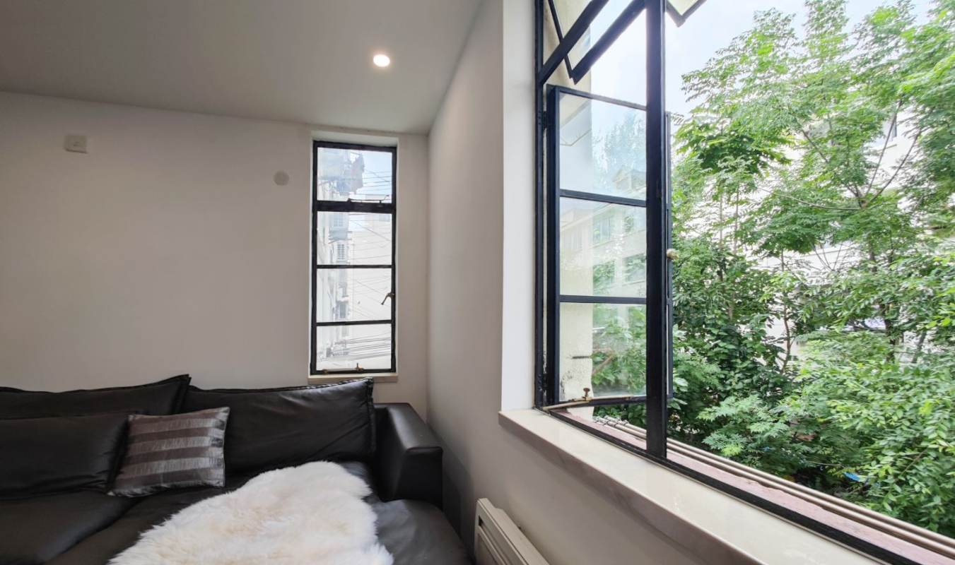 Housing image — Living Room
